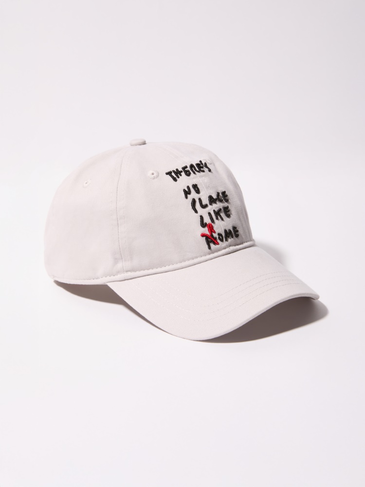 Double-sided wool midi coat, camel | MAX&Co. Baseball cap with lettering - ICE - MAX&Co.
